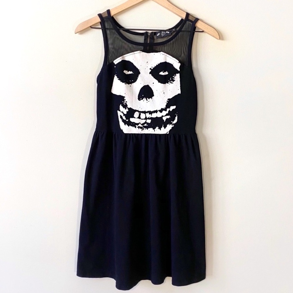 MISFITS Skull Dolls Kill Printed Mesh-Back Sleeveless Skater Dress NWOT